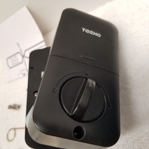 Teeho keypad digiral deadbolt (for parts only don't have key) - Picture 12 of 13